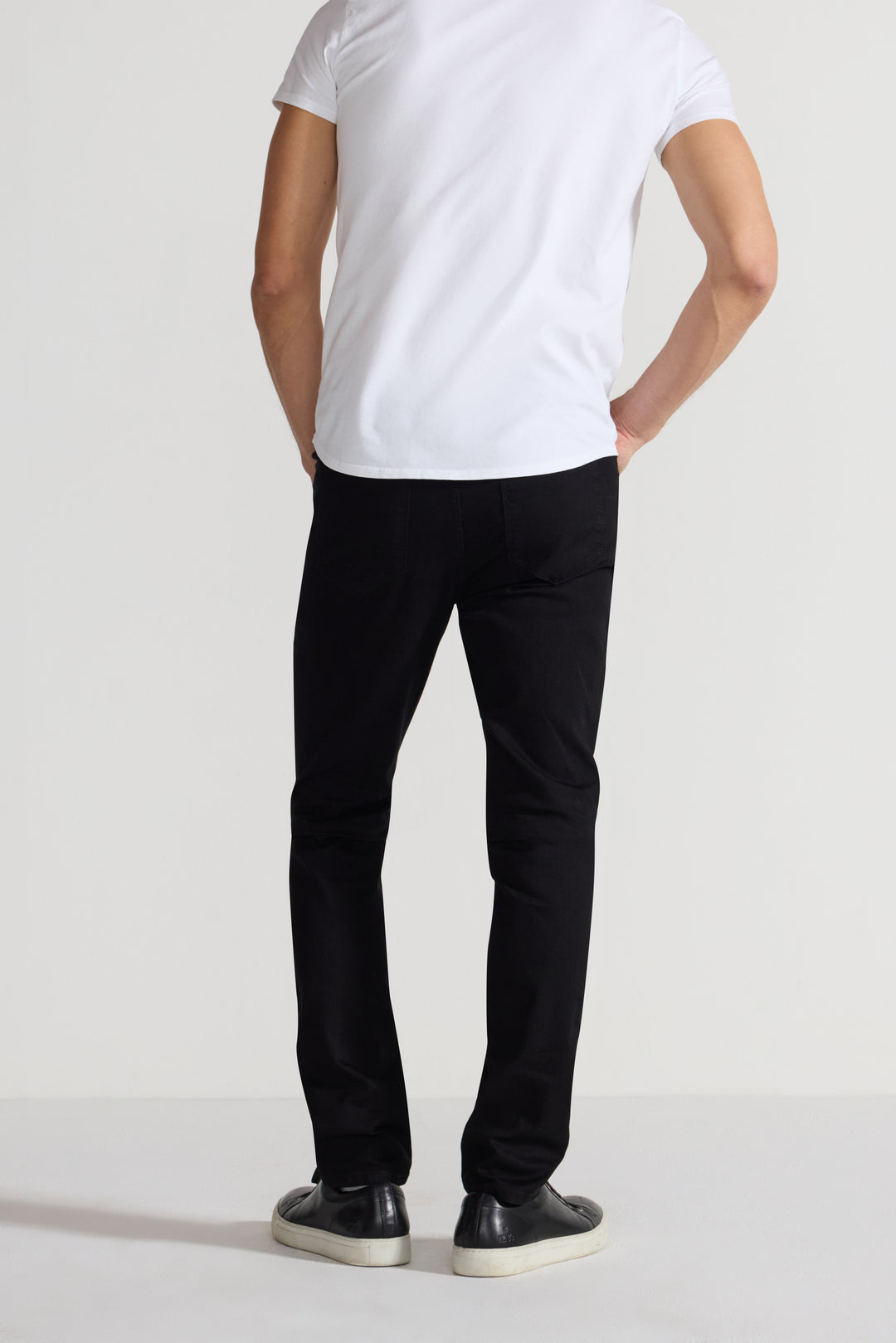 MONFRERE-brando-parisian-luxe-noir