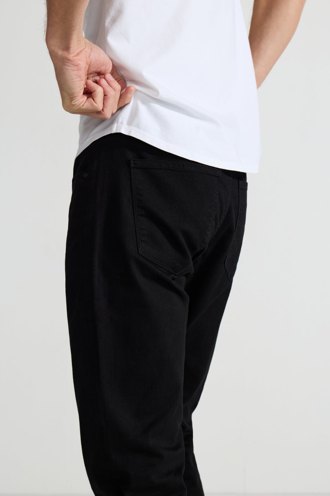 MONFRERE-brando-noir