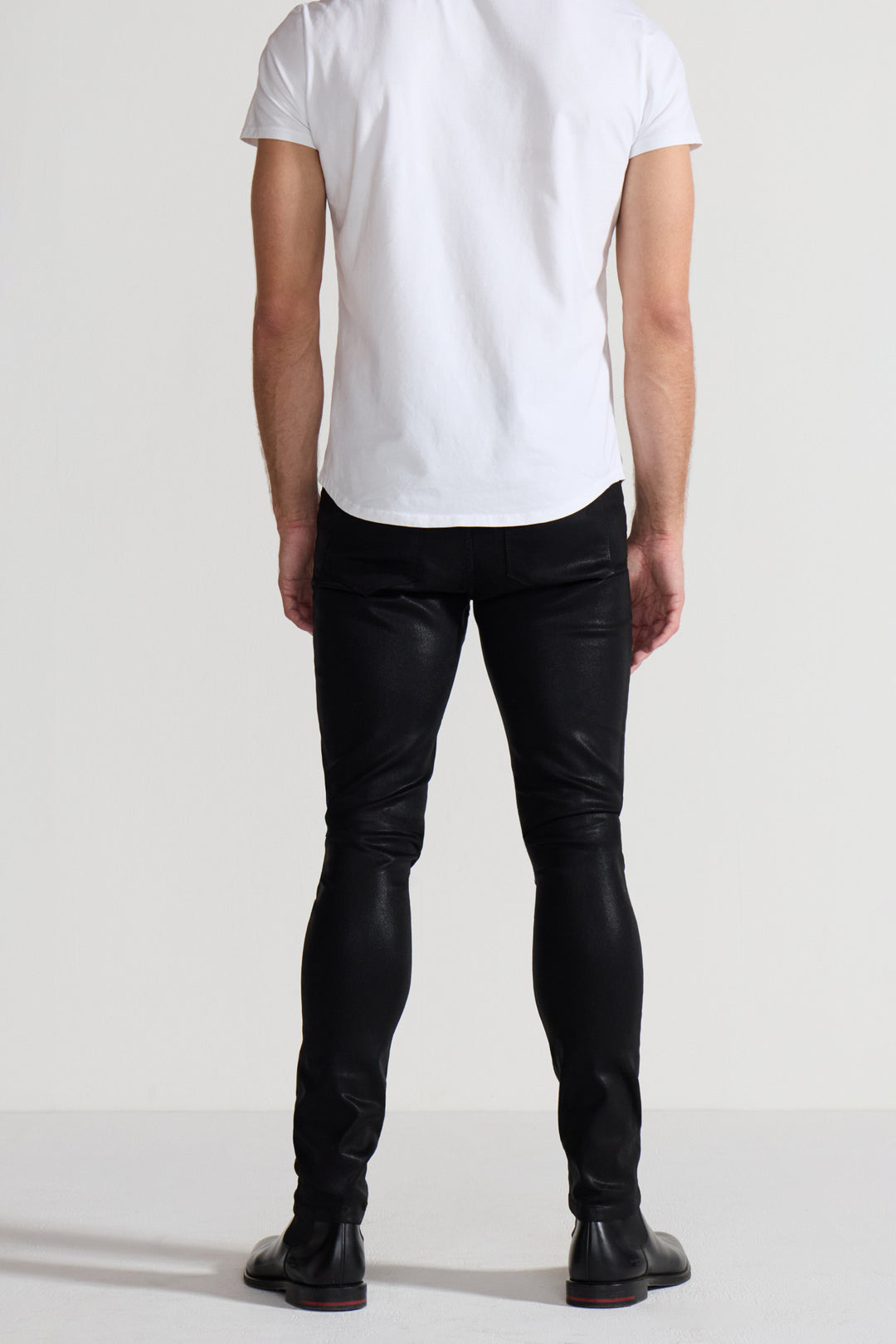 MONFRERE-preston-coated-noir