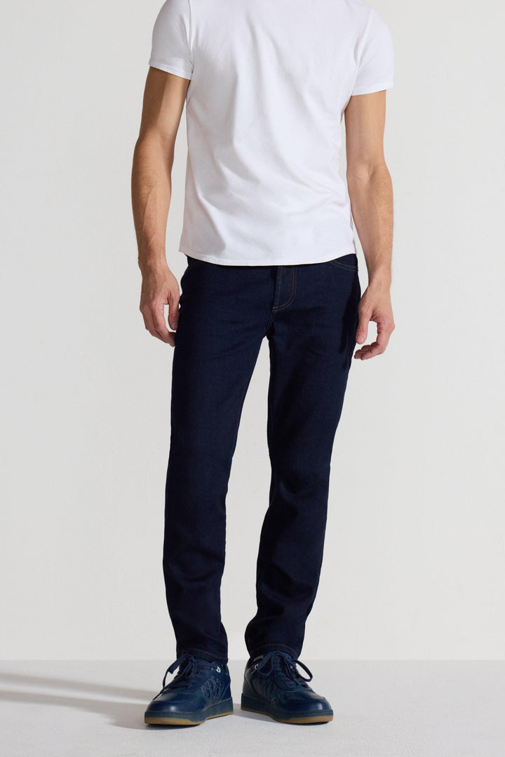 Front profile of MONFRÈRE Brando Indigo men&