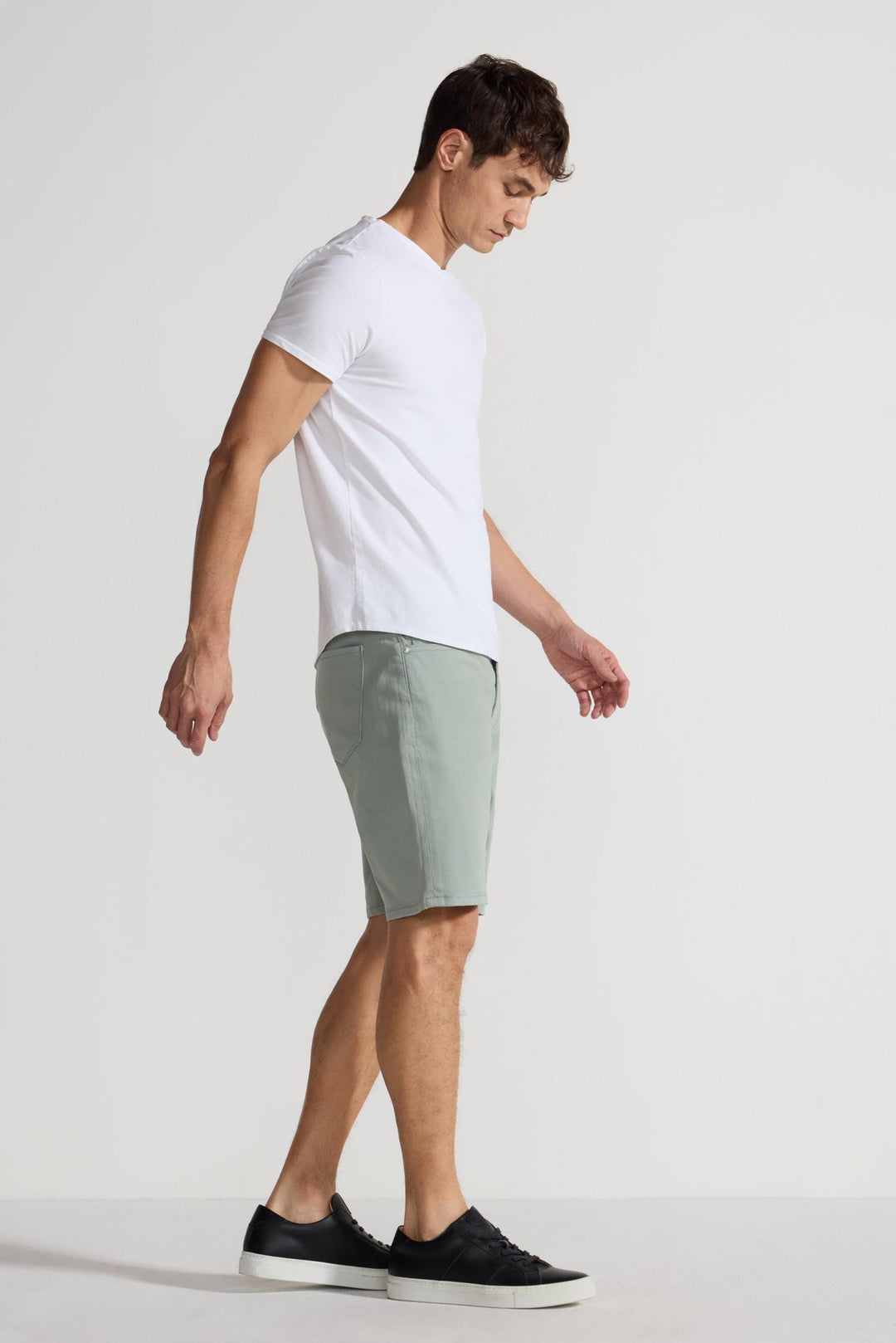Side profile of MONFRÈRE Brando Short Mineral Green men's green soft stretch twill five pocket short.