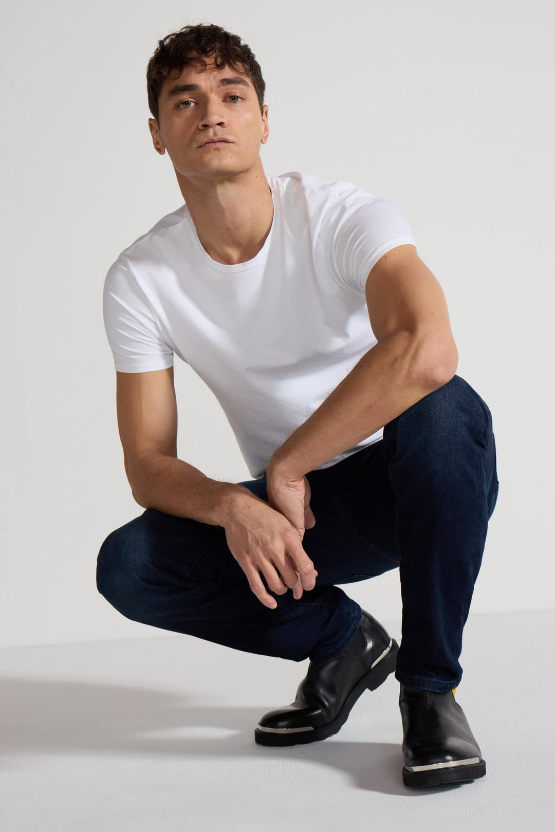 Detail view of MONFRÈRE Brando Vail men's dark blue Japanese stretch denim five pocket slim jean.