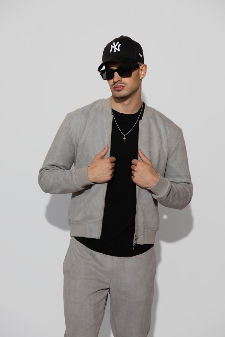 Front profile of MONFRÈRE Maverick Butter Suede Cool Grey men&